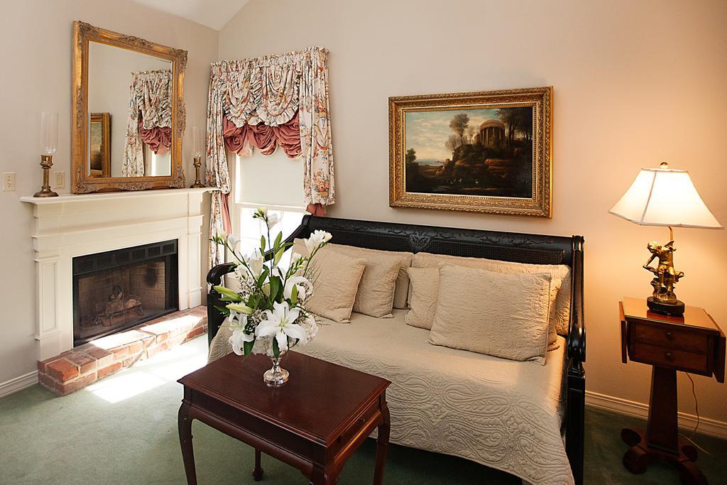 Monmouth Historic Inn Natchez Pokoj fotografie