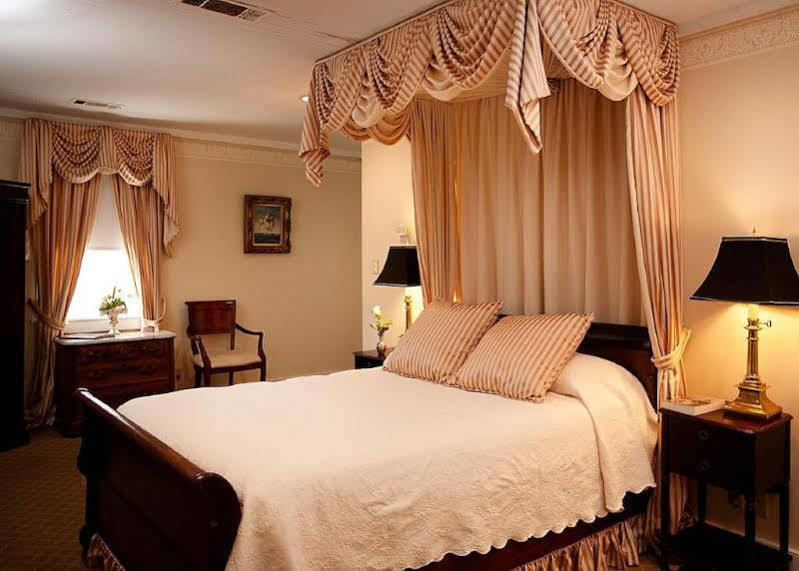 Monmouth Historic Inn Natchez Exteriér fotografie